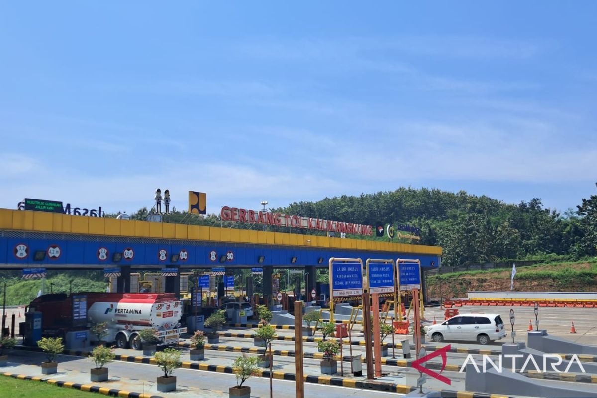 Arus mudik masuk Tol Kalikangkung Semarang mencapai 1.300 kendaraan/jam
