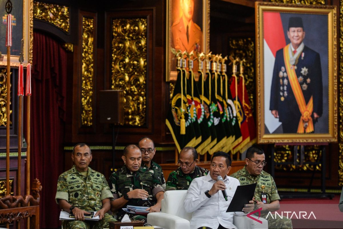 Kementerian Pertahanan dan Militer Indonesia Kurangi Konsumsi Bahan Bakar
