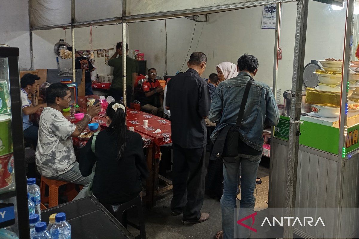 Omzet pedagang makanan di TPPG melonjak 50 persen