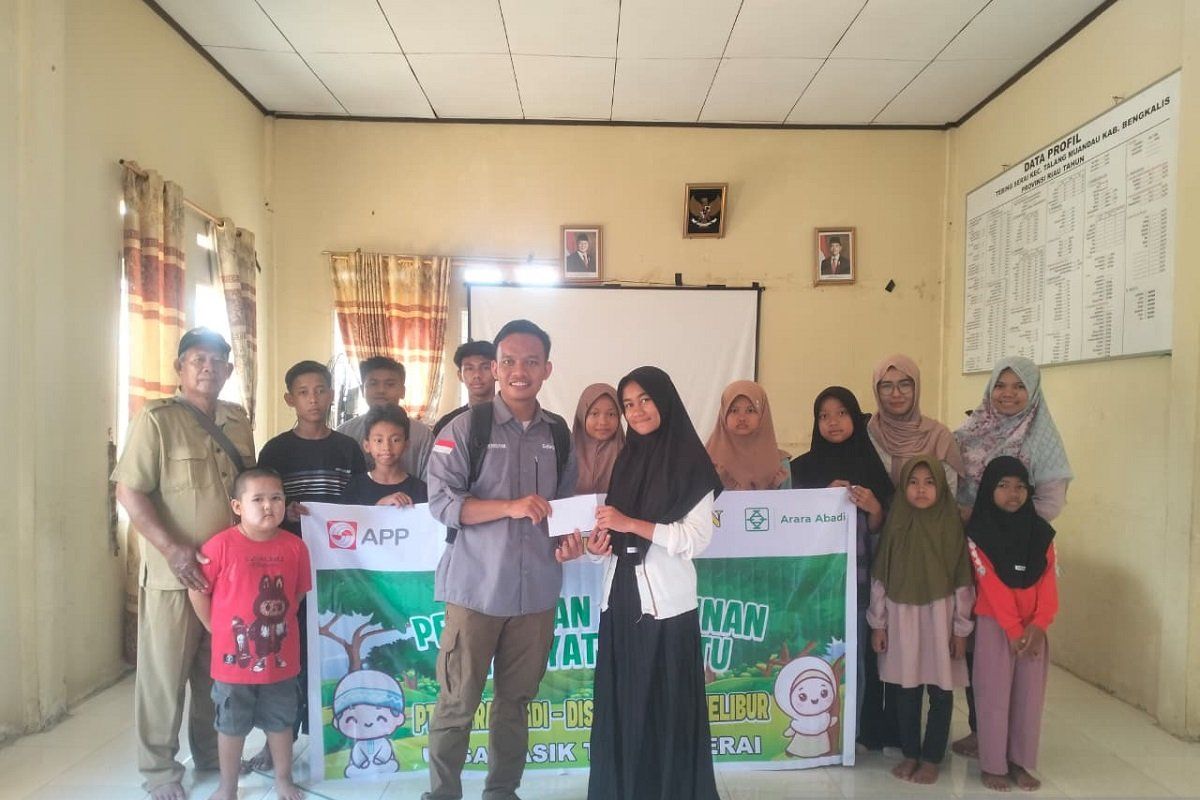 Penuh Makna di Penghujung Ramadhan PT Arara Abadi Salurkan Bantuan Anak Yatim dan Program CSR Untuk 7 Desa di Kabupaten Siak dan Bengkalis