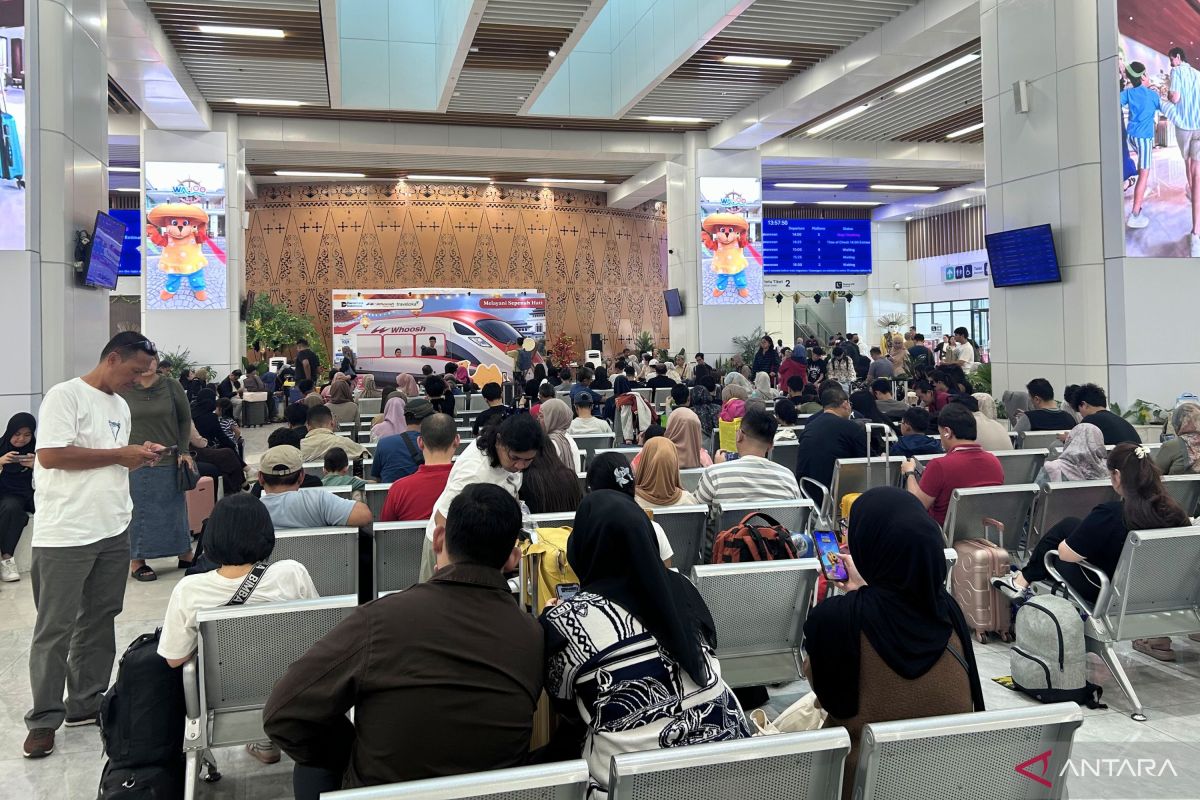 KCIC prediksi tiket terjual capai 20 ribu per hari saat mudik Lebaran