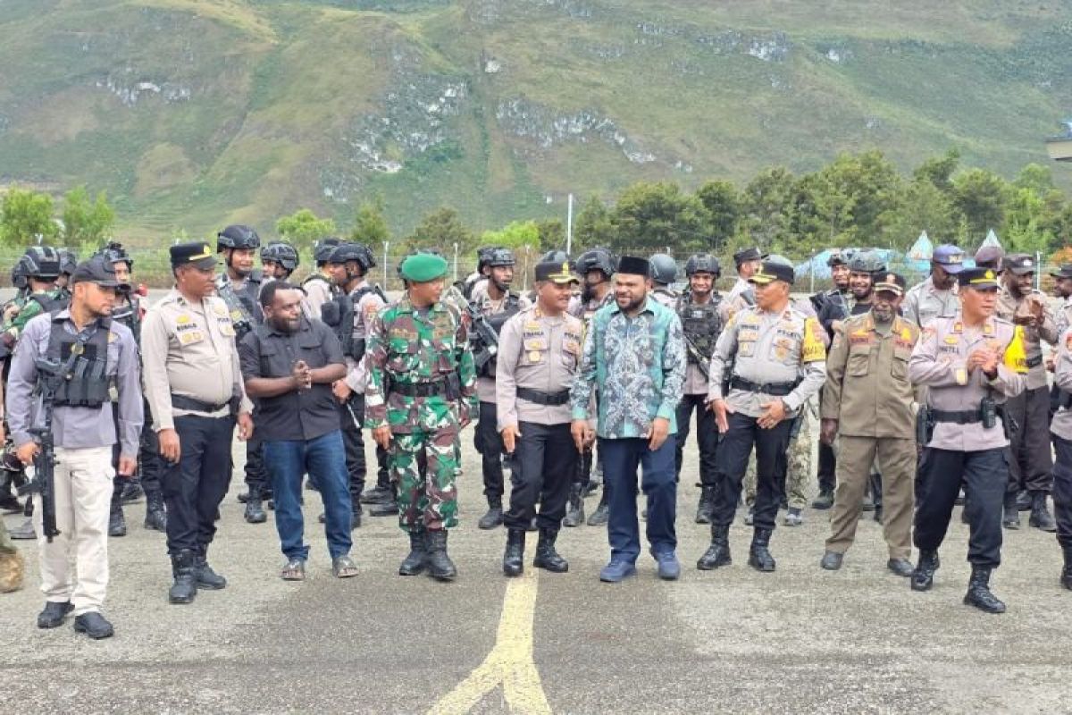 Wabup ajak warga Lanny Jaya terus jaga kerukunan pada Lebaran 1447 Hijriah