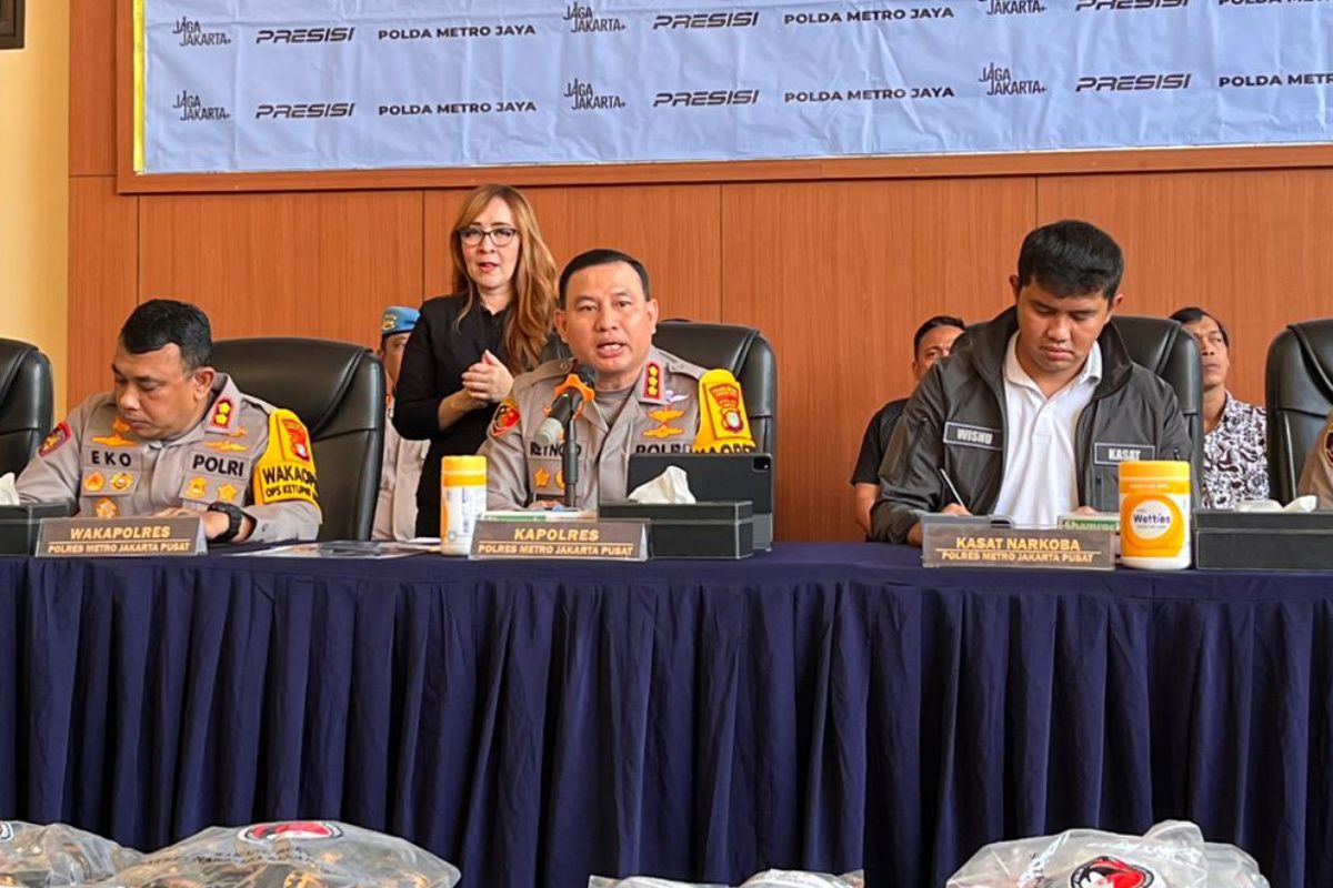 Polisi tangkap 14 pengedar obat keras di Jakpus