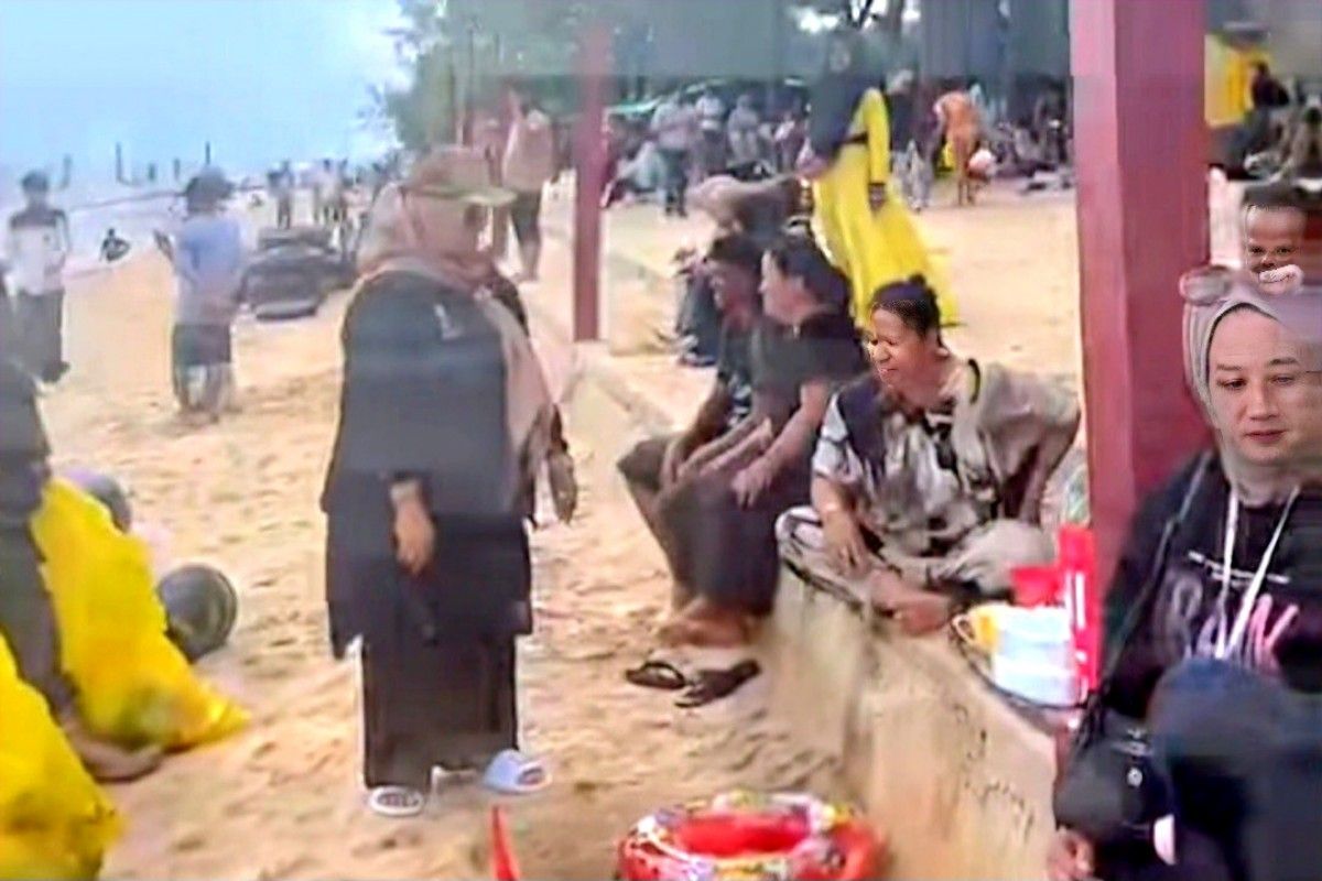 Pantau Pantai Ujung Pandaran, Wabup Kotim ajak pengunjung bersihkan sampah