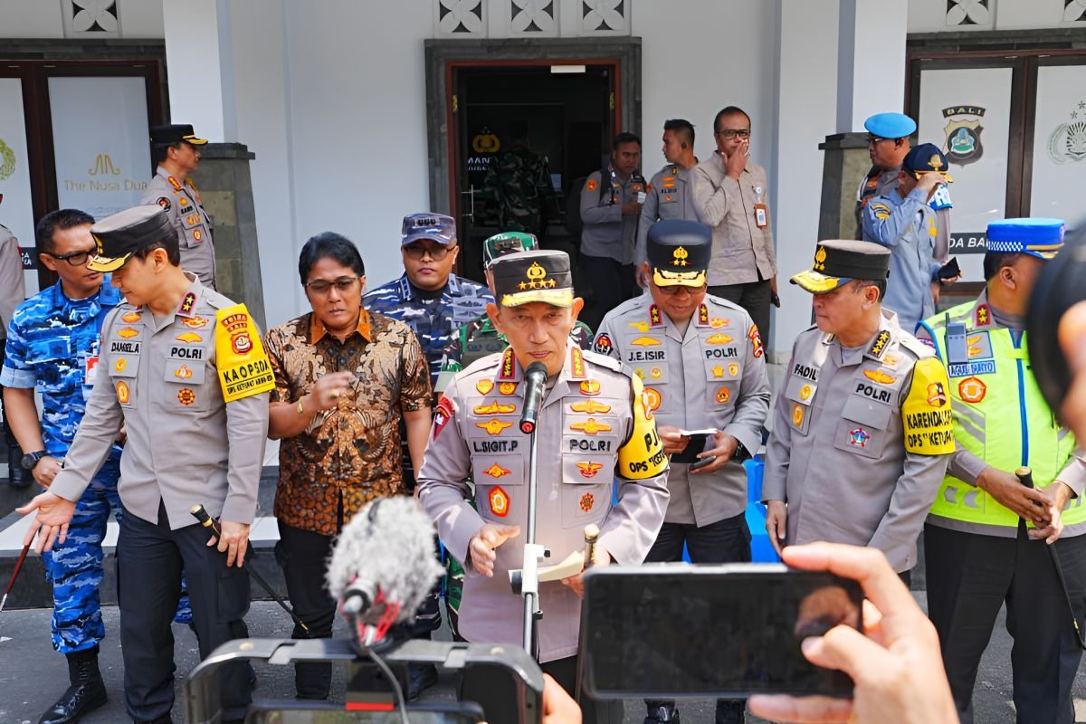 Kapolri minta jajaran beri pelayanan terbaik selama masa arus balik