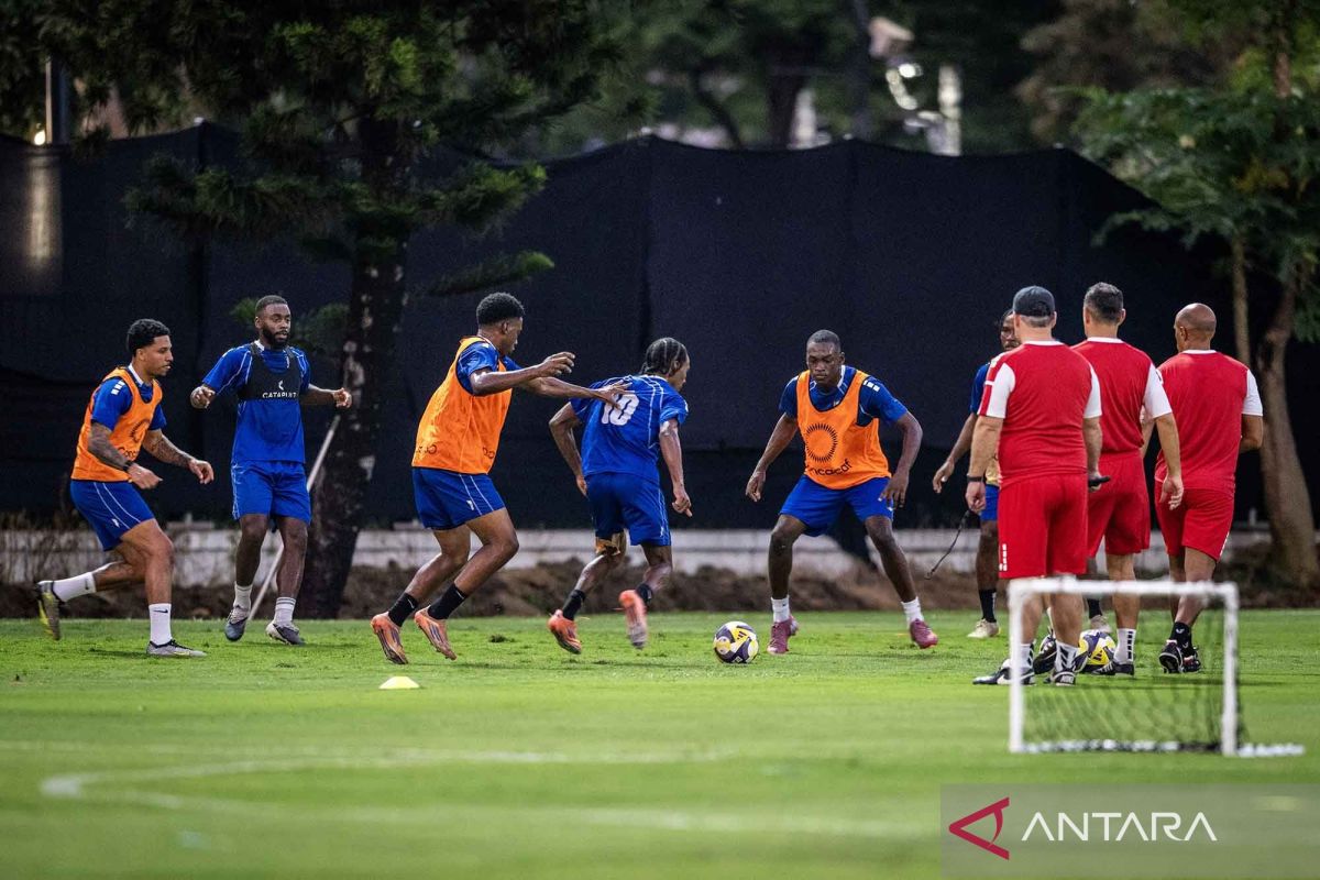 Timnas Saint Kitts and Nevis mulai jajal lapangan GBK bersiap hadapi Timnas Indonesia