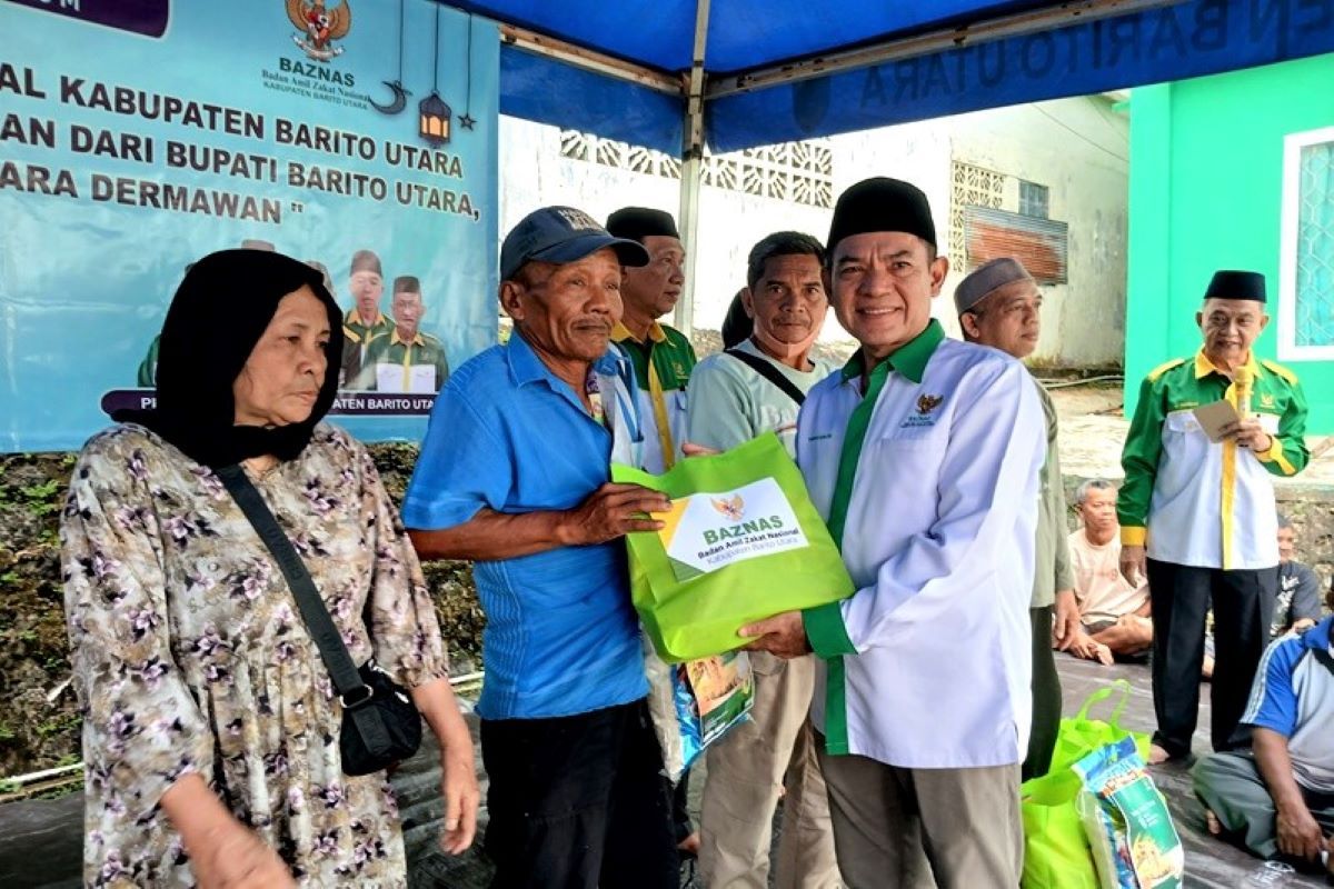Baznas Barito Utara salurkan ratusan paket sembako untuk masyarakat