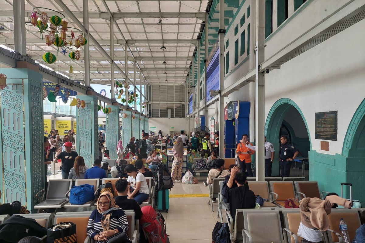 Pemilir mengaku perjalanan aman dan nyaman dengan kereta api