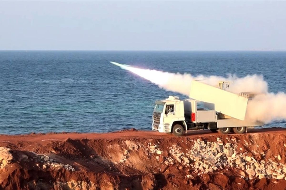 Empat negara di kawasan teluk dihantam rudal dan drone imbas konflik regional