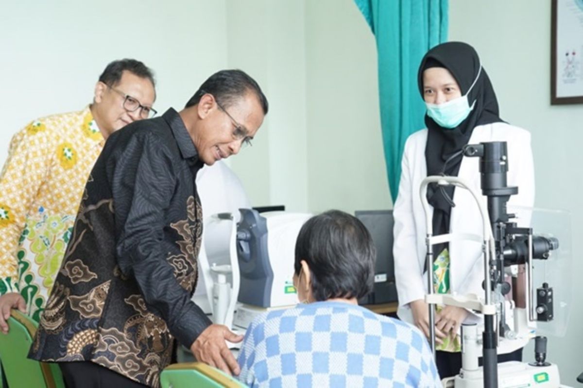 Dirut BPJS Kesehatan kunjungi RS UNS pastikan layanan JKN berkualitas