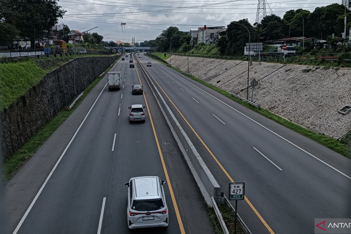 Arus balik di GT Kalikangkung Semarang masih 3.000-an kendaraan