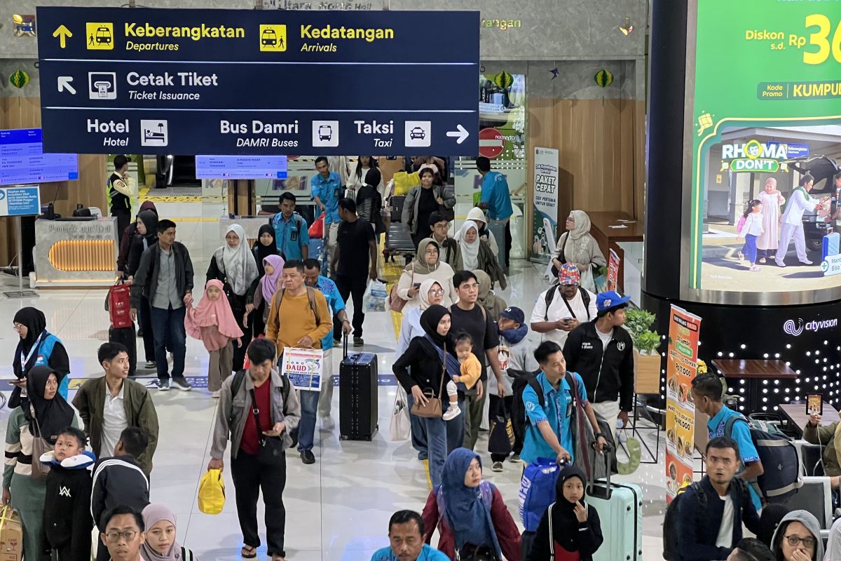 KAI Daop 1 sampaikan angkutan Lebaran 2026 berlangsung lancar
