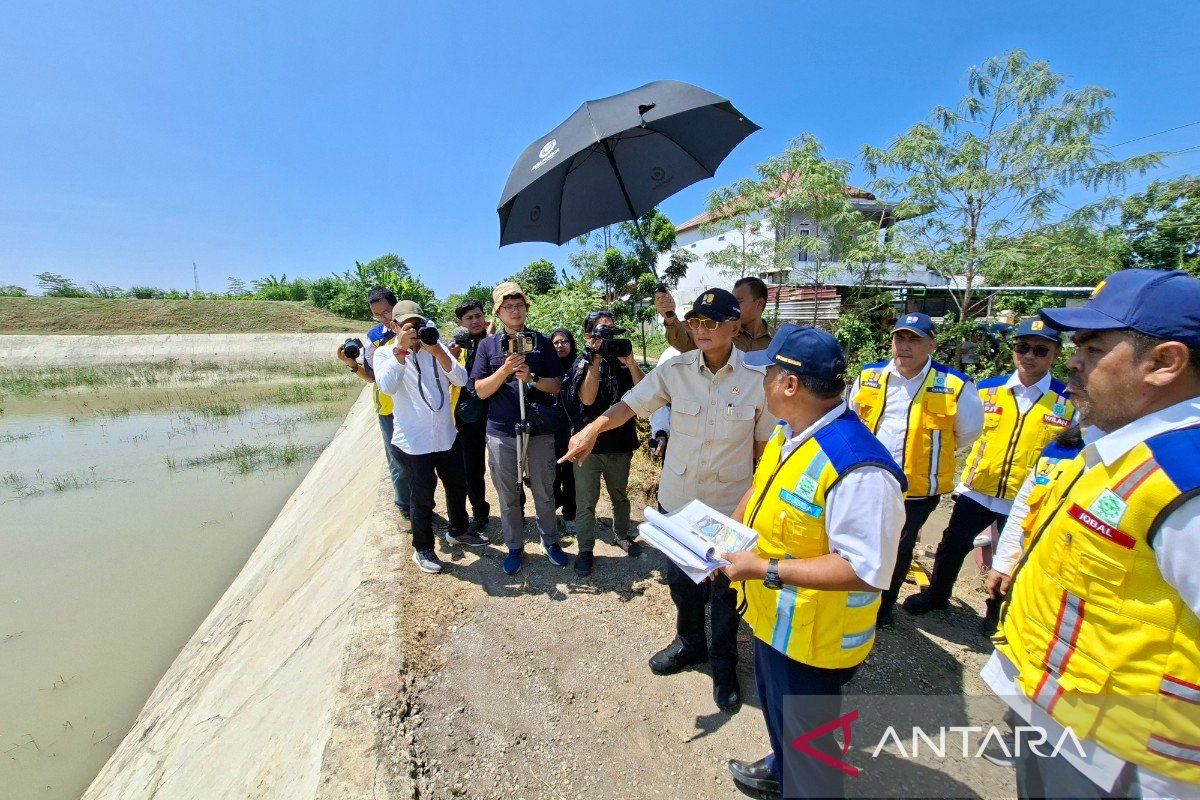 Menteri PU arahkan pengerukan cepat muara Sungai Babakan cegah banjir
