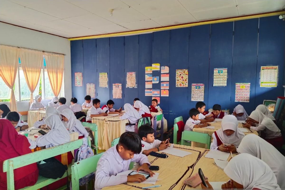 Disdik Sulsel ajak orang tua batasi sosmed bagi anak dari rumah
