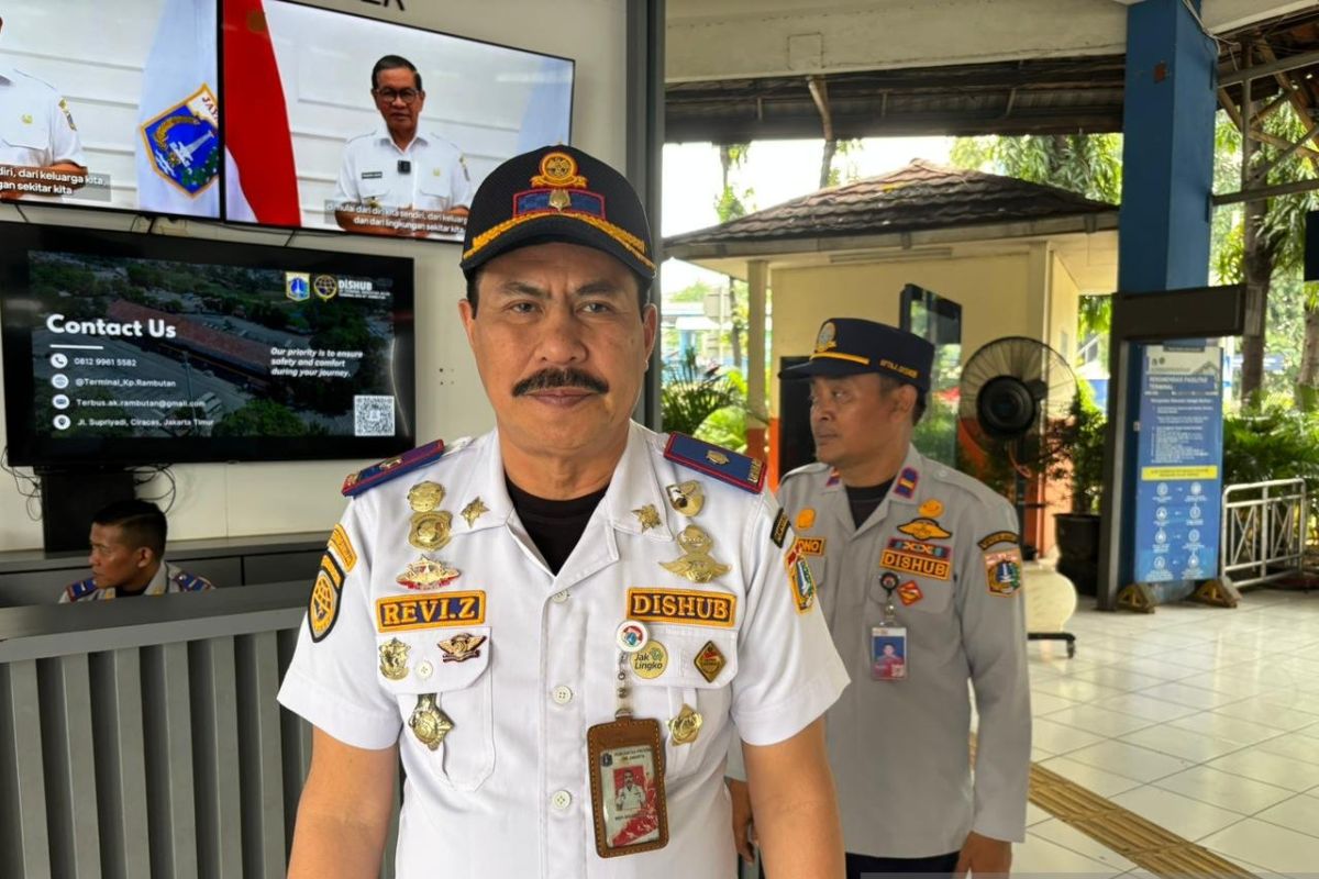 Penumpang tiba di Terminal Kampung Rambutan terus meningkat