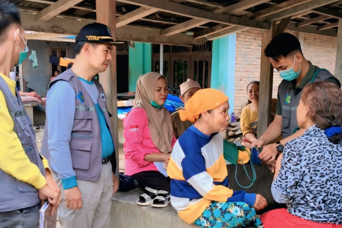 Dinkes OKU Selatan dirikan posko kesehatan di lokasi banjir