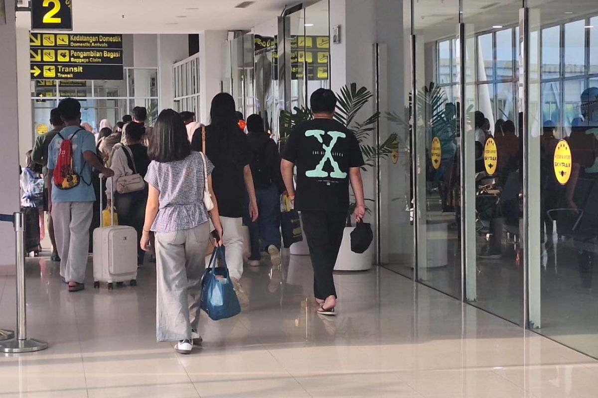 Bandara Pekanbaru layani 200 ribu penumpang selama lebaran