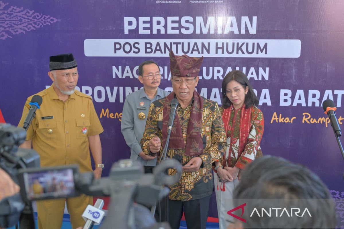 Gubernur bersama Menkum resmikan 1.265 posbankum di Sumbar