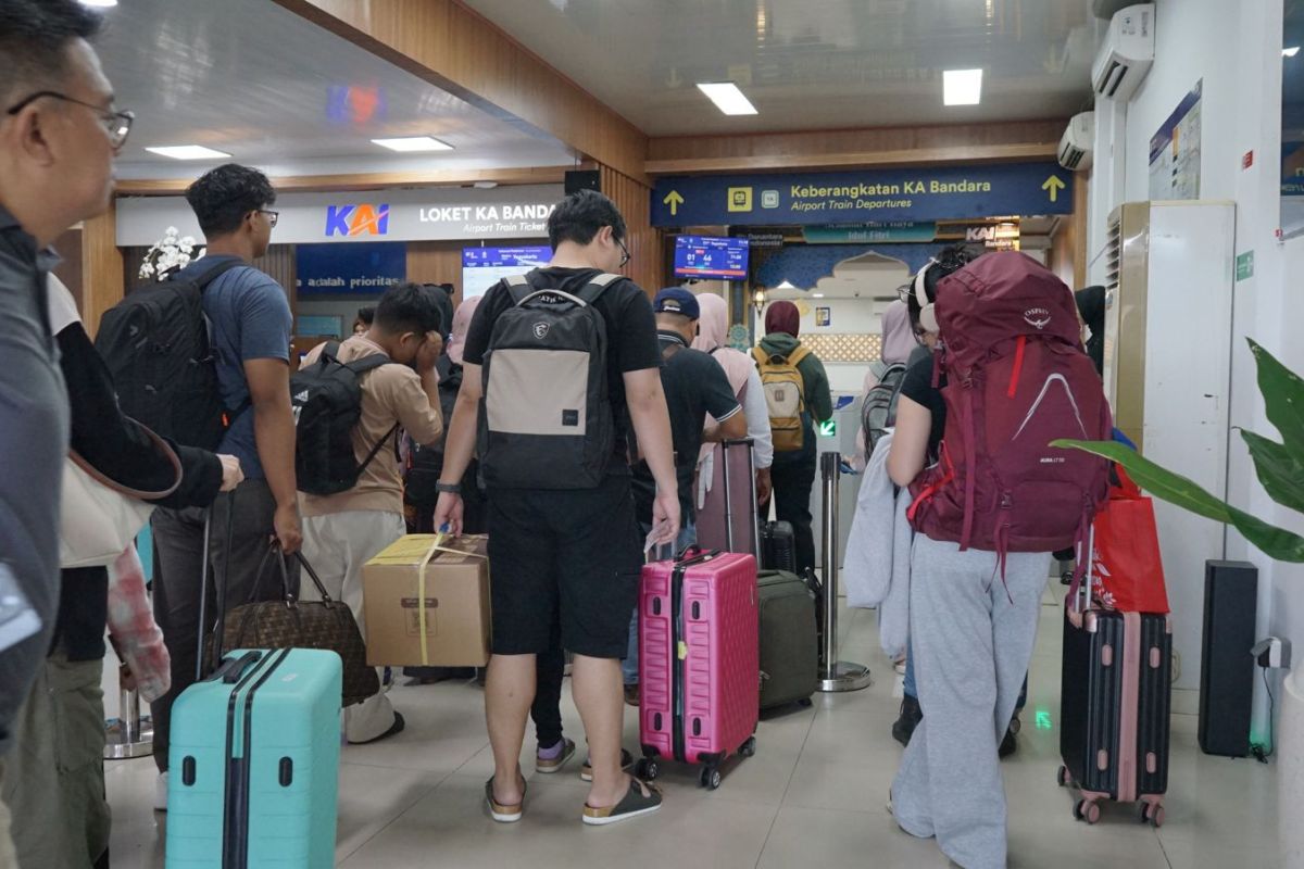 KAI Bandara Yogyakarta layani 12 ribu penumpang saat puncak arus balik