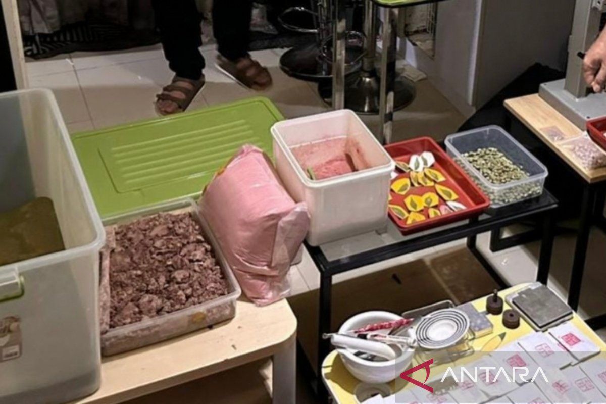 Polda Metro Jaya ungkap praktik clandestine lab di Jaktim