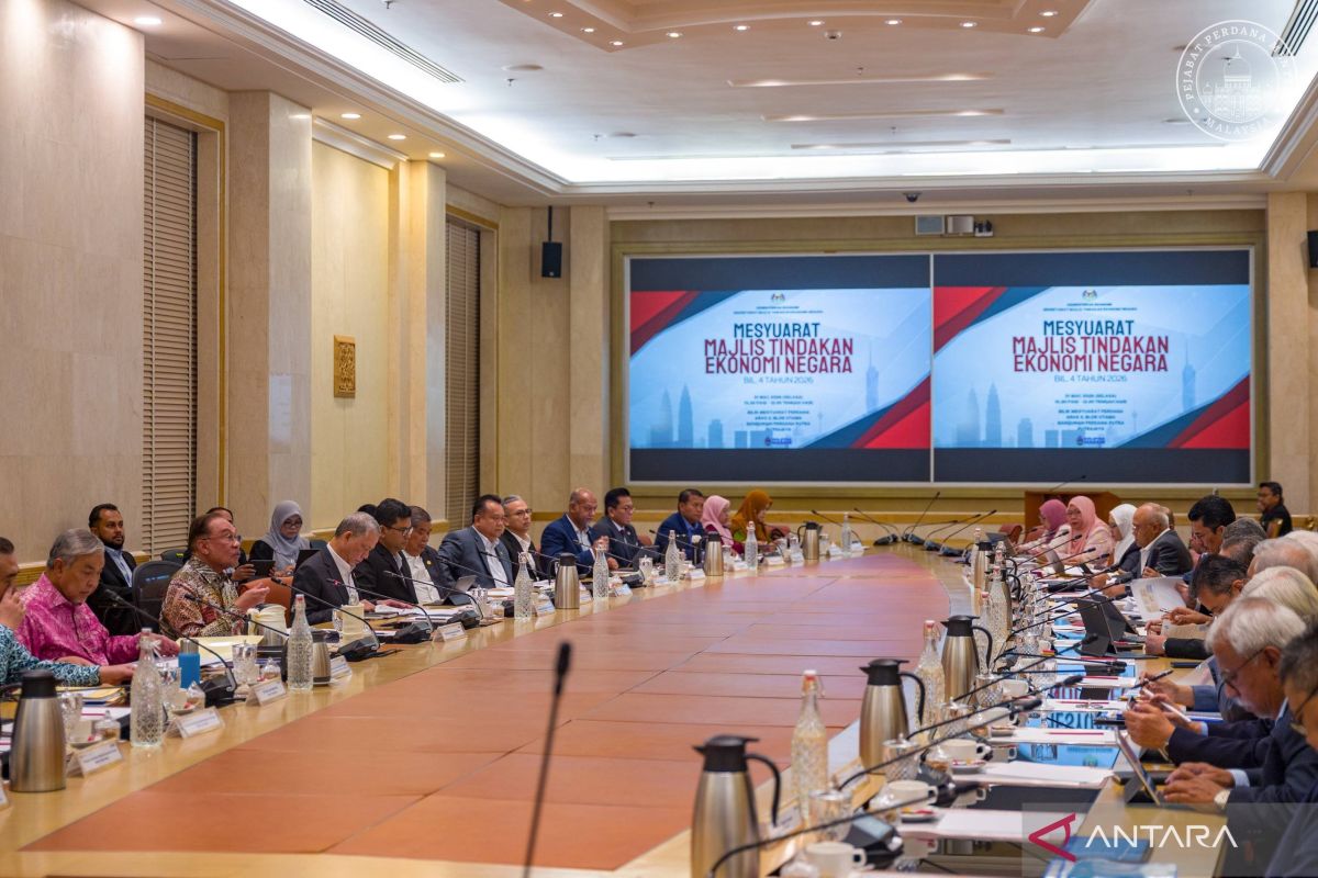 Sikapi ancaman krisis, Anwar Ibrahim ajak warga utamakan produk lokal