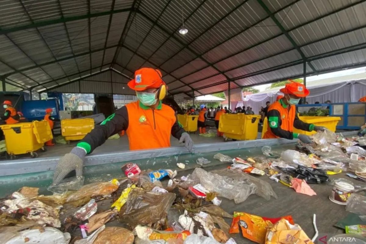 Produksi sampah Jaksel capai 1.120 ton per hari selama libur Lebaran