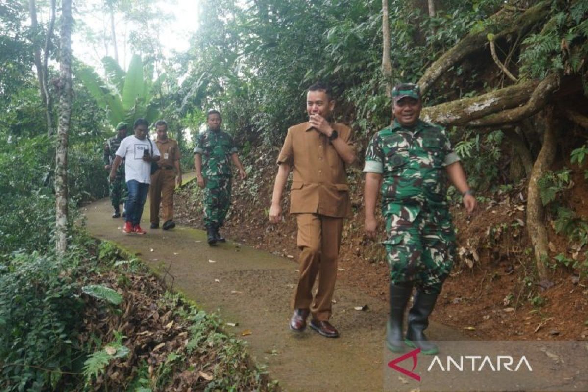Kodim Batang pastikan pembangunan 100 KDMP selesai April 2026