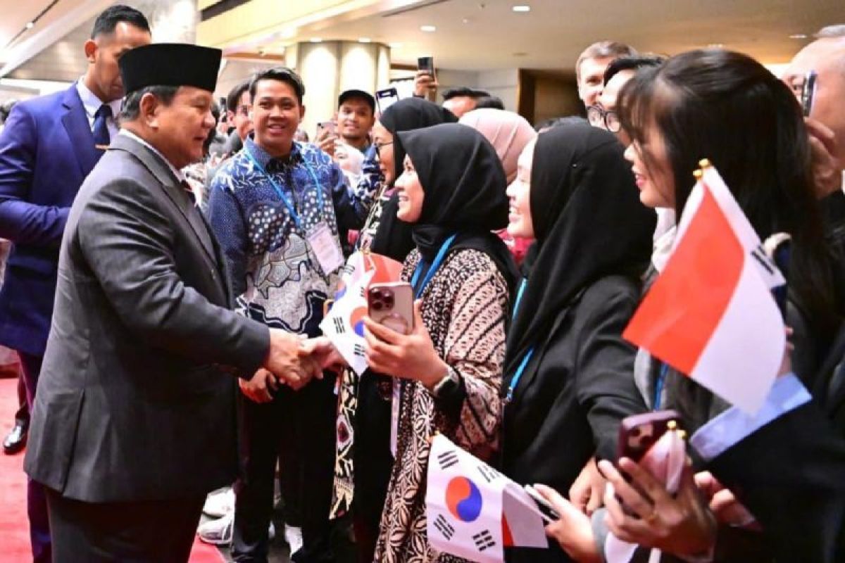 Presiden Prabowo tiba di Seoul disambut antusias diaspora Indonesia