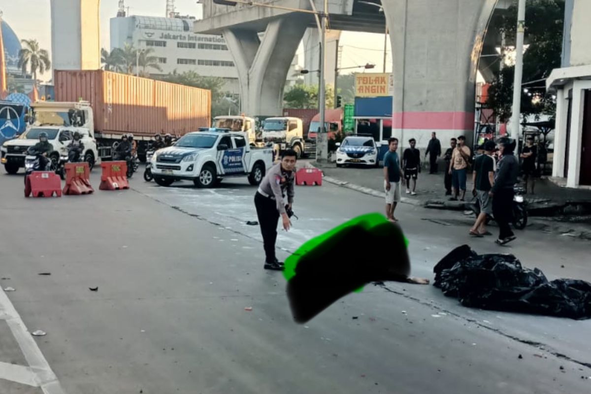 Polisi dalami tewasnya pengemudi ojek daring dalam kecelakaan di Jakut