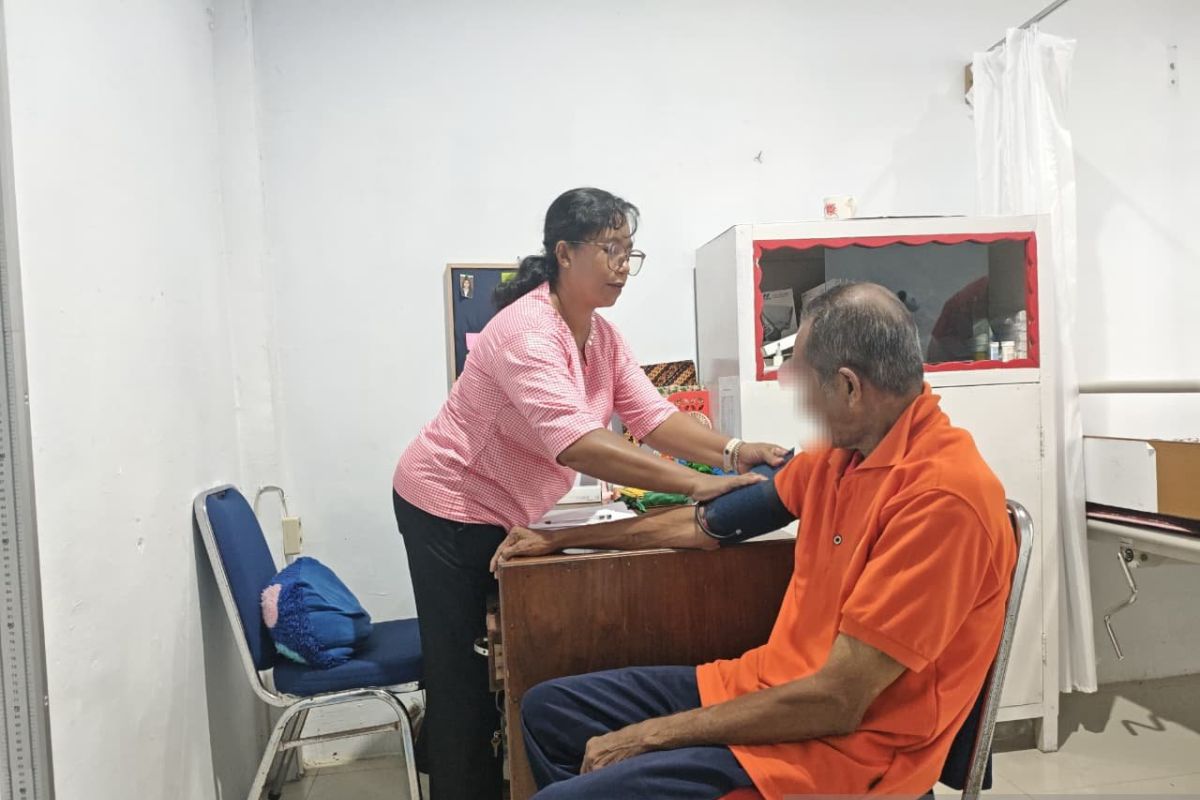 Lapas Saparua Maluku intensifkan pemeriksaan kesehatan WBP lansia