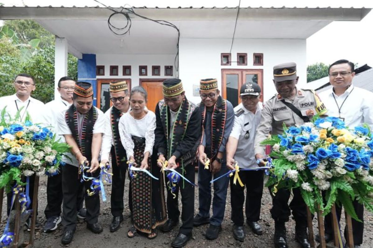 TASPEN-Mandiri Taspen bedah rumah warga kurang mampu di NTT