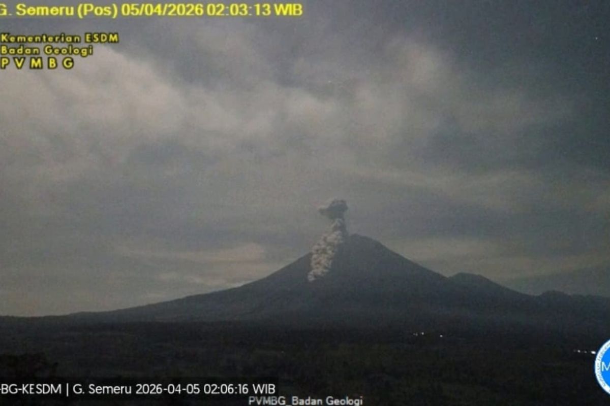 Indonesia's Mount Semeru eruption sends pyroclastic flow 3.5 km