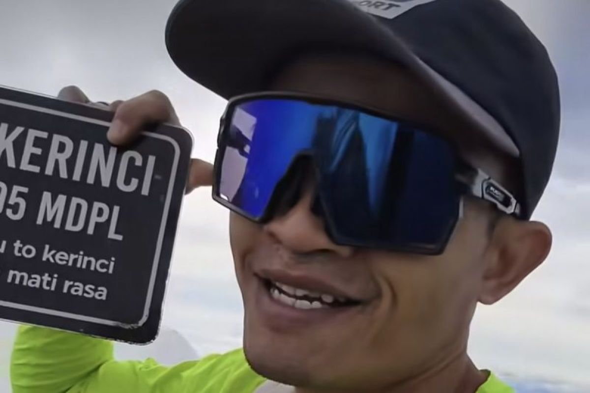 Arief Wismoyono juarai lari lintas alam Kerinci100 Jambi