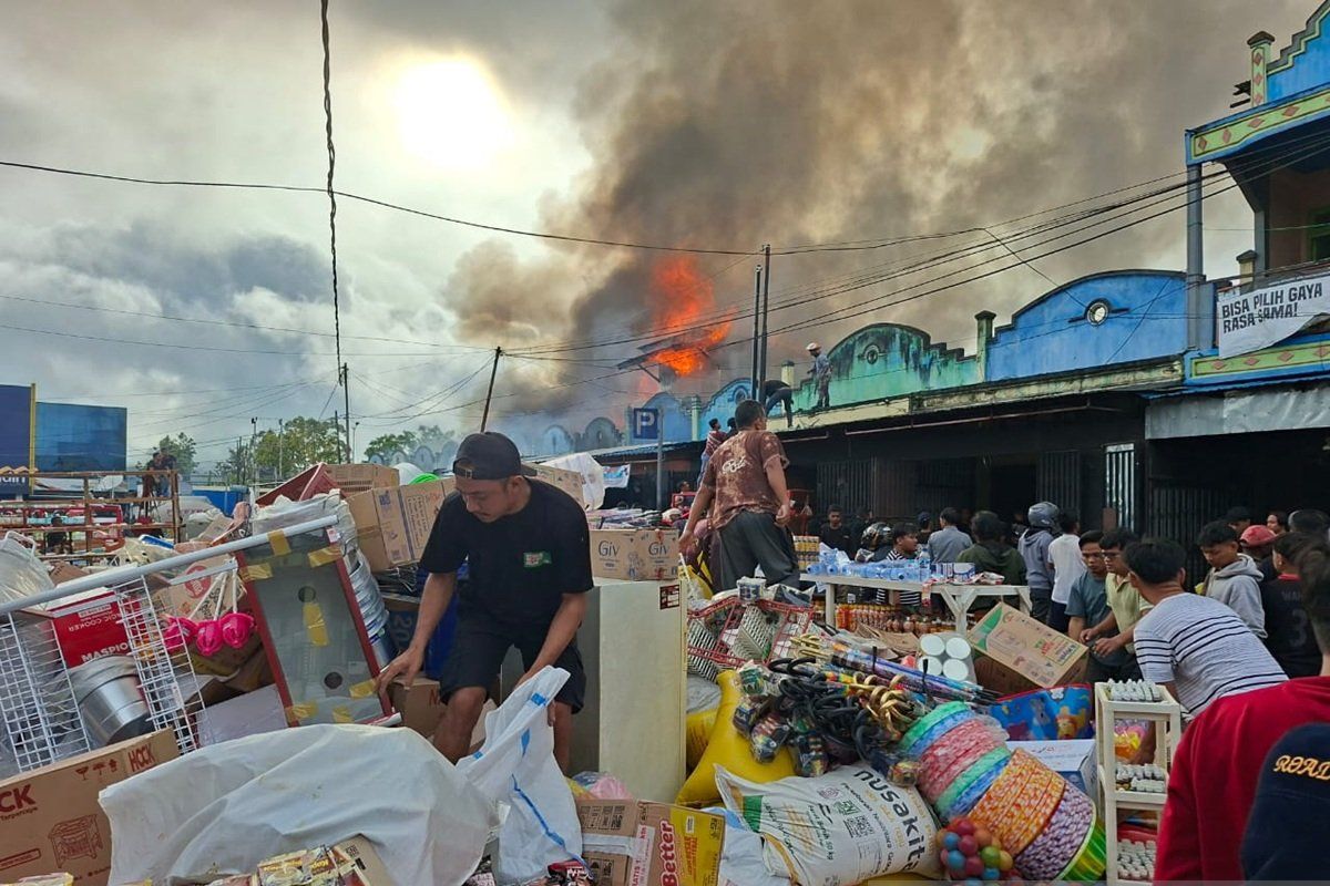 Polres Jayawijaya tangani kebakaran 15 ruko Jalan Irian-Trikora Wamena
