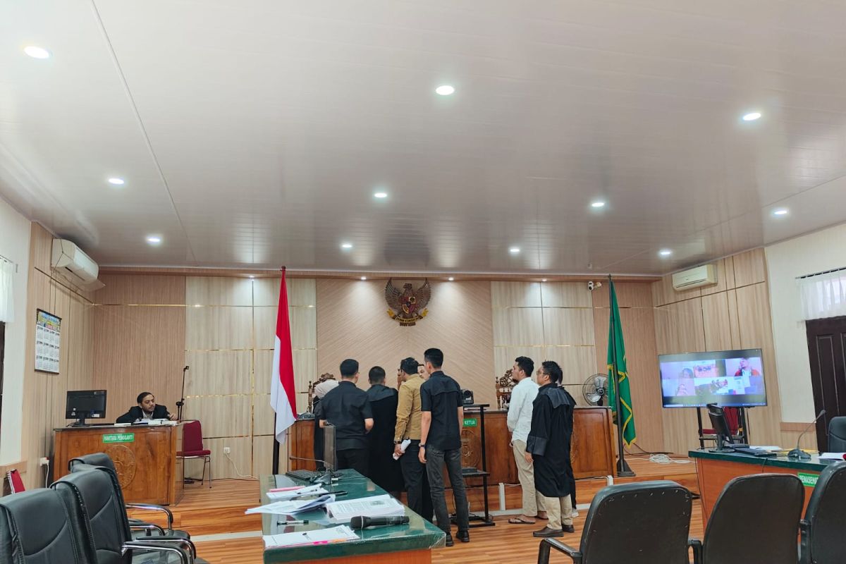 Sidang perintangan penyidikan DPRD Pekanbaru, terdakwa akui uang Rp49 juta milik sekwan