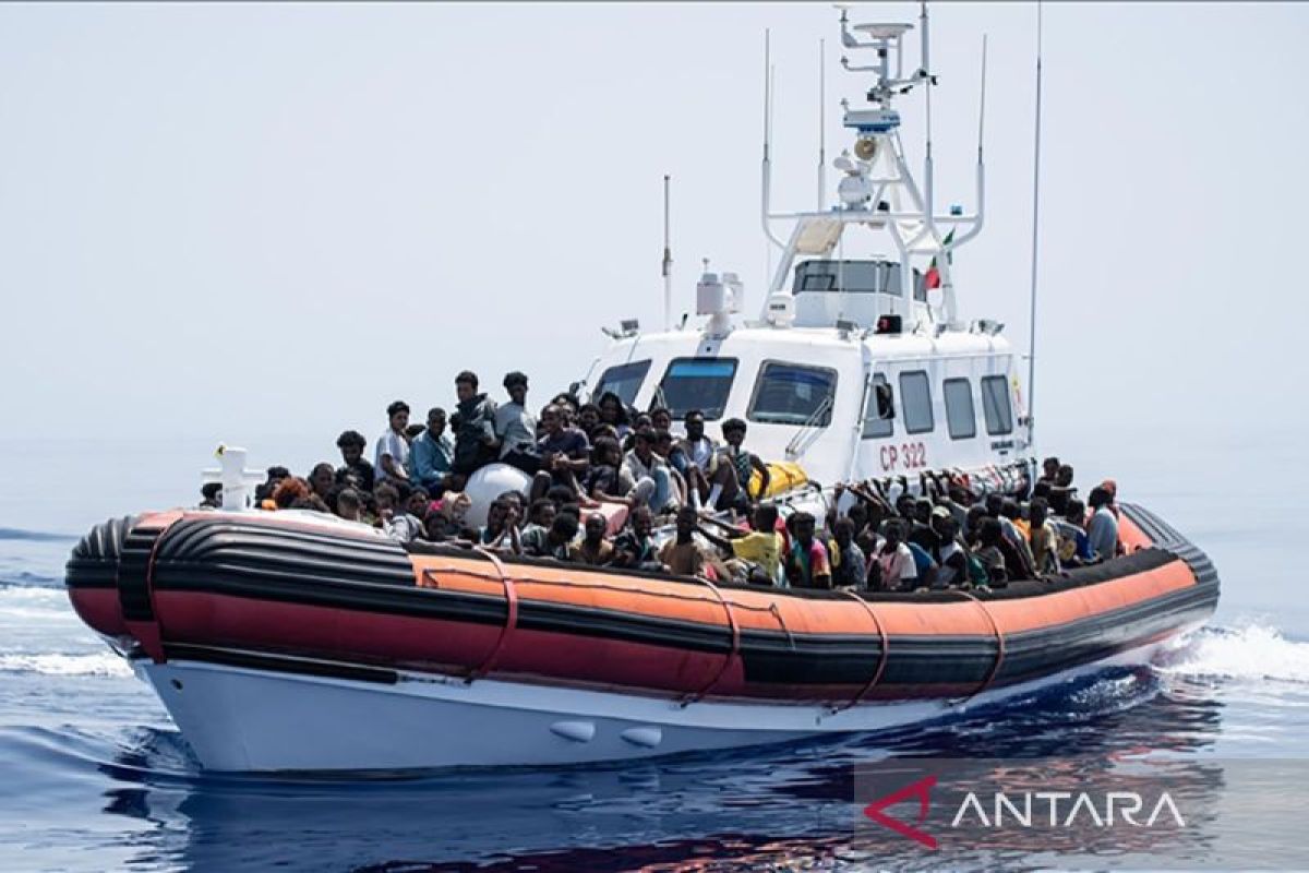 UE terima ratusan ribu pengungsi meski dorong kebijakan anti-migrasi
