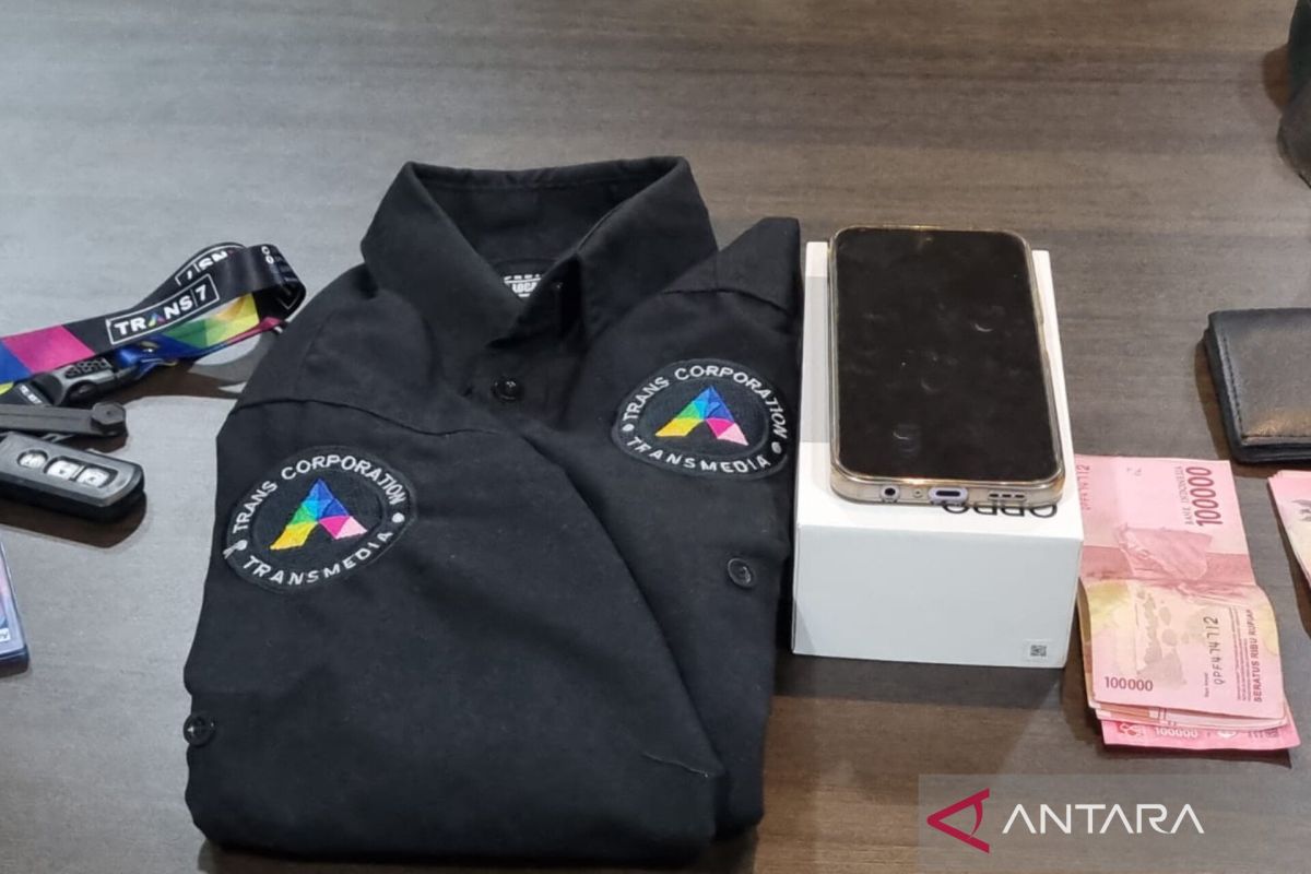 Polisi tangkap penipu bermodus kru TV dalam jual beli motor di Mampang