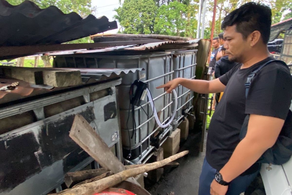 Polda Riau bongkar pelangsiran solar subsidi untuk PETI Kuansing