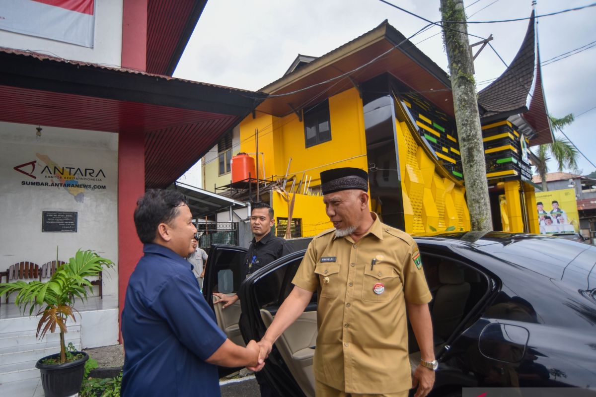 Kunjungan Gubernur Sumbar ke Kantor Antara Biro Sumatera Barat