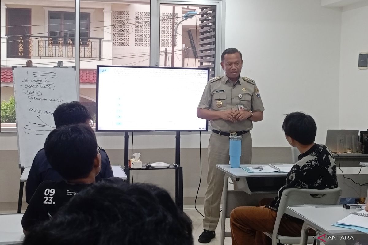 Pemkot Jaktim dan Naiju bina 30 siswa penerima KJP masuk PTN