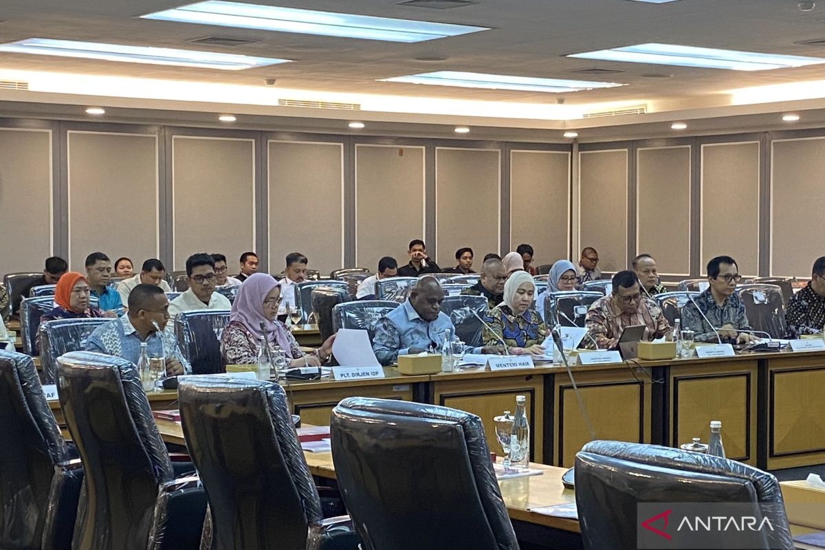 Komisi XIII DPR rapat dengan Menteri HAM bahas optimalisasi P5HAM