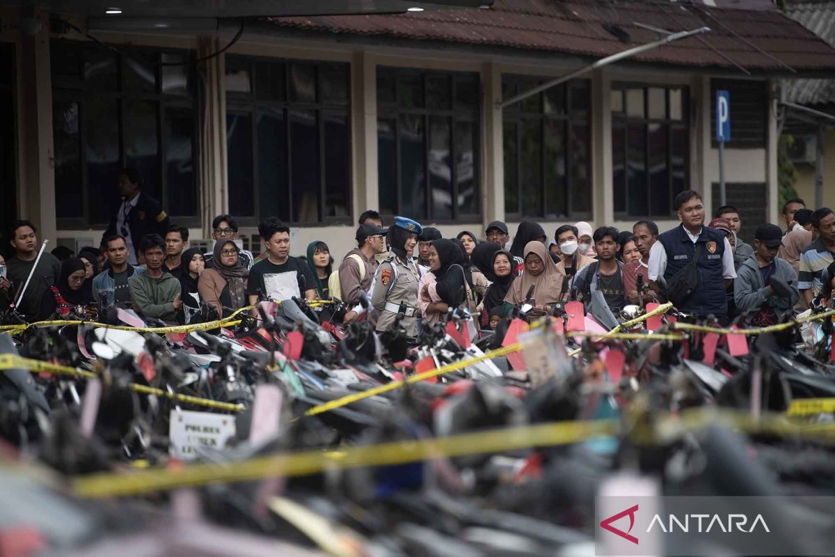 Polda Sumsel terus kembalikan kendaraan hasil kejahatan kepada pemilik sah