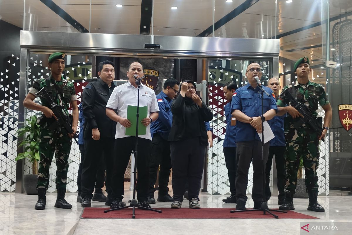 Kejagung pastikan terus kejar Riza Chalid yang kembali jadi tersangka