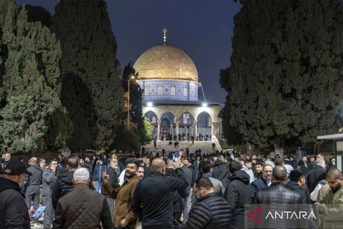 Masjid Al-Aqsa Kembali Dibuka Usai 40 Hari Penutupan oleh Israel