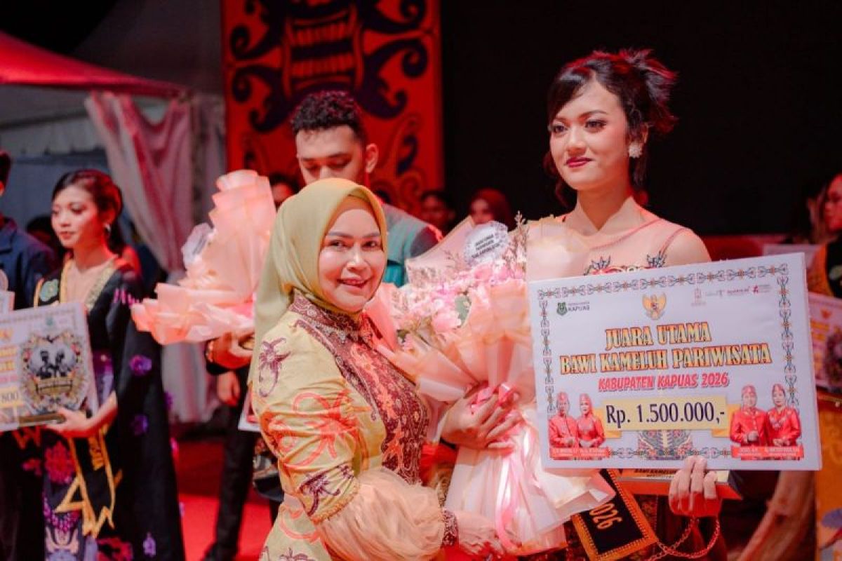 Salim dan Lovly terpilih jadi Jagau Linga dan Bawi Kameluh Kapuas