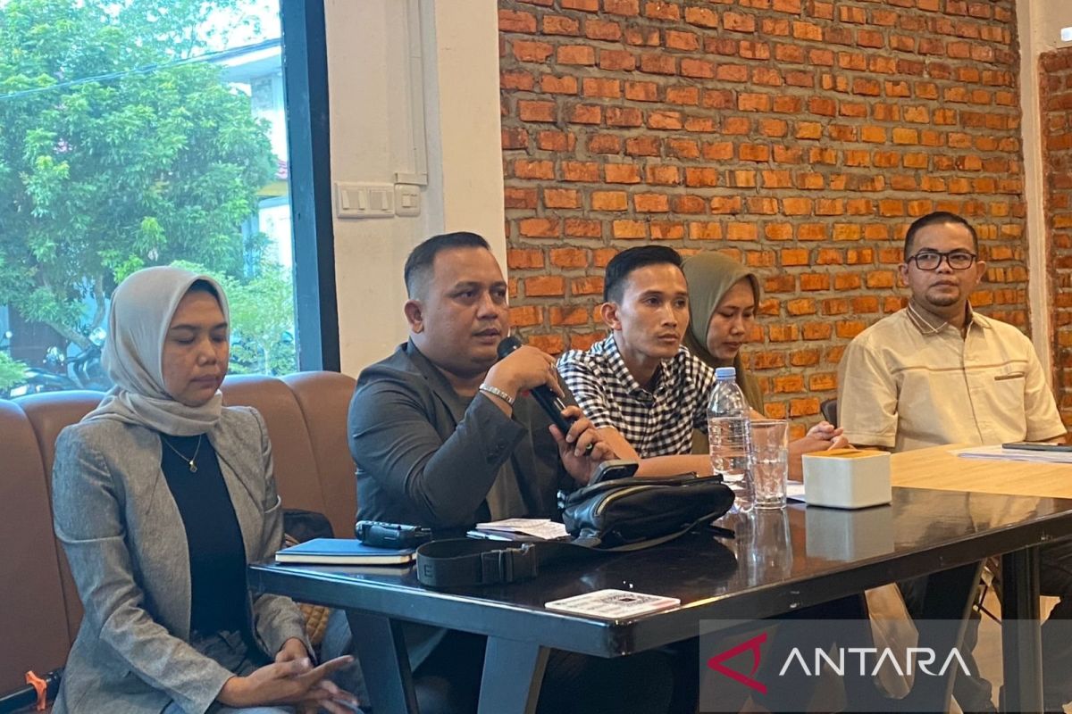 Ajudan Abdul Wahid gugat KPK Rp11 miliar