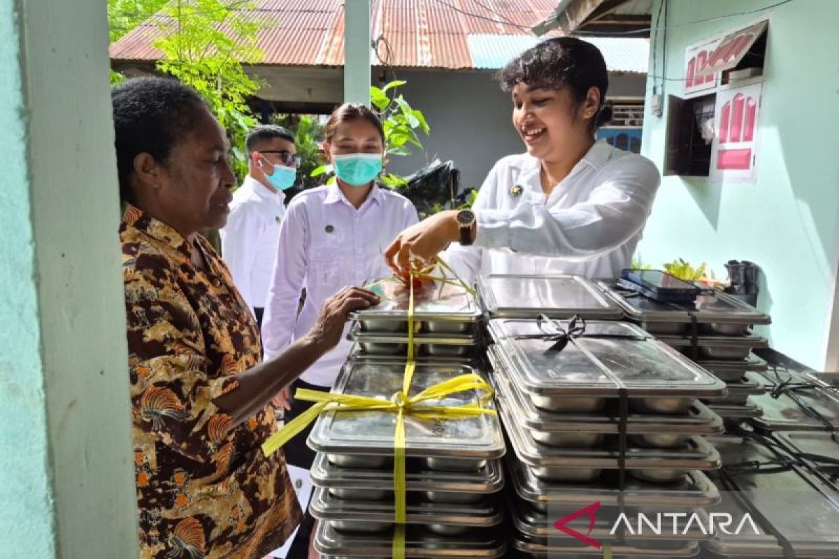BGN sebut operasional 18 dapur SPPG di Papua Barat masih suspend