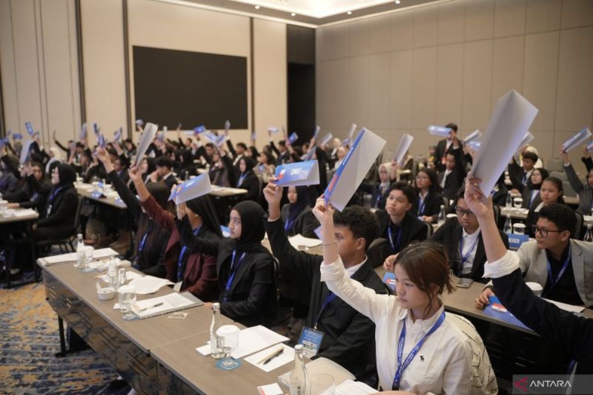 200 siswa belajar berdiplomasi pada AYIMUN Presents Al-Muhajirien MUN