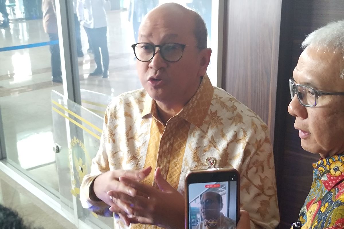 Foreign investors remain committed to investing in Indonesia: minister