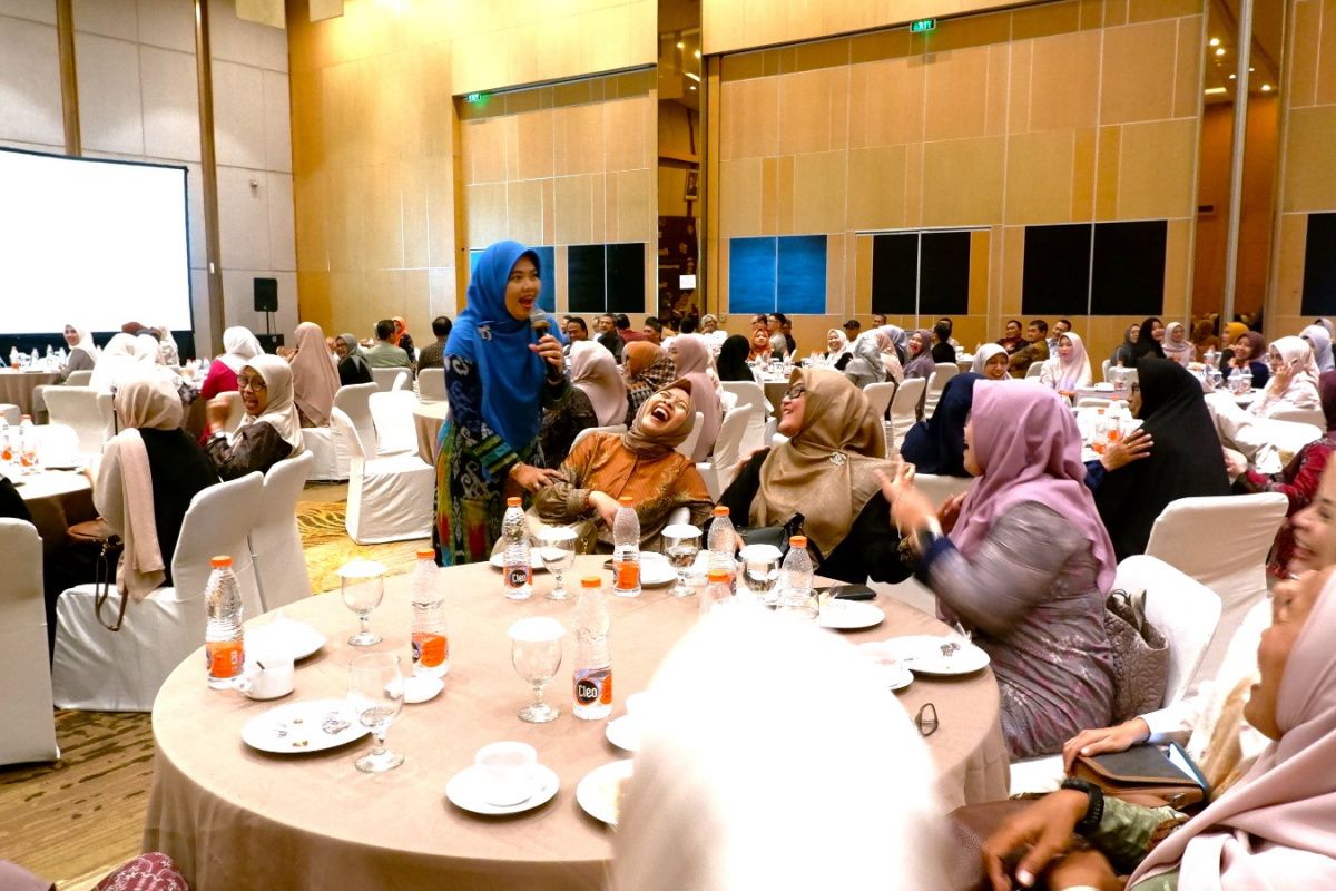 SMP Muhammadiyah PK Kottabarat perkuat sinergi raih prestasi lewat seminar parenting dan halal bihalal